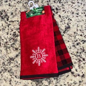 Christmas monogram handtowel “B”